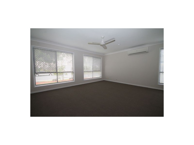 74 Coach Road West, Morayfield QLD 4506