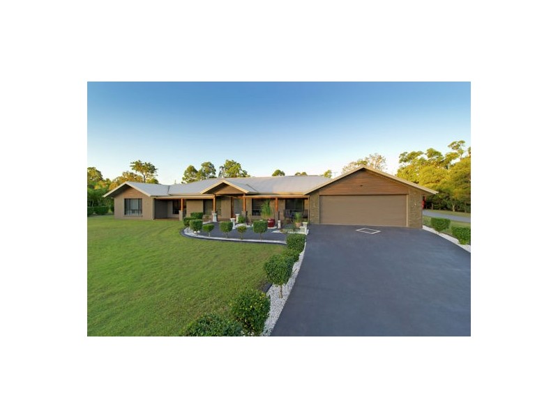 22-26 Three Ponds Place, Elimbah QLD 4516