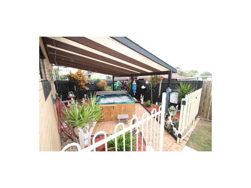 4 Sherwood Street, Morayfield QLD 4506