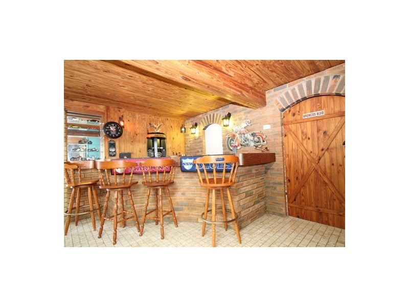 4 Sherwood Street, Morayfield QLD 4506