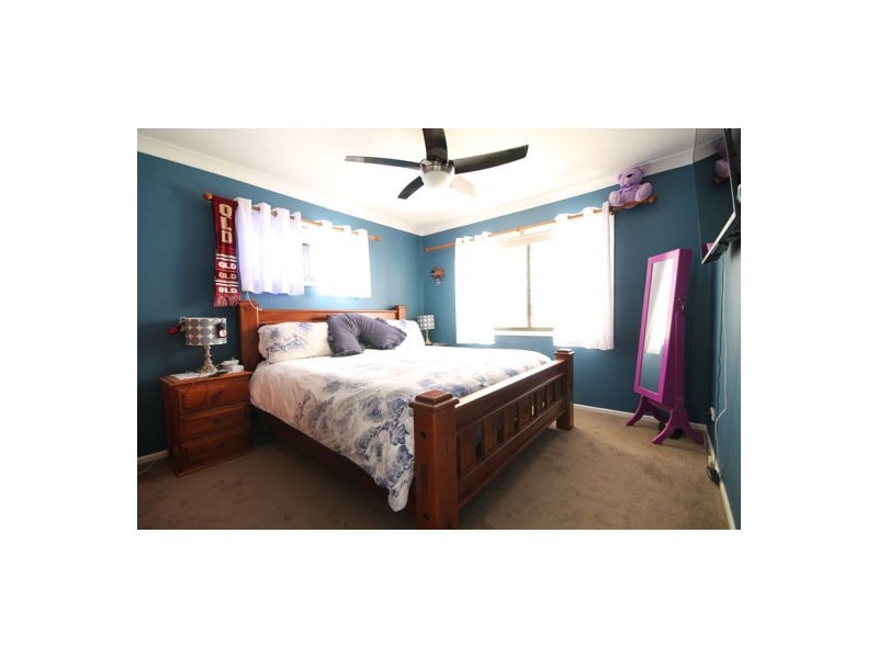 4 Sherwood Street, Morayfield QLD 4506