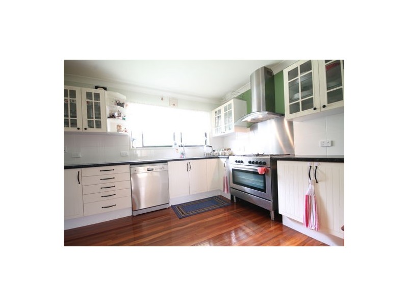 4 Sherwood Street, Morayfield QLD 4506