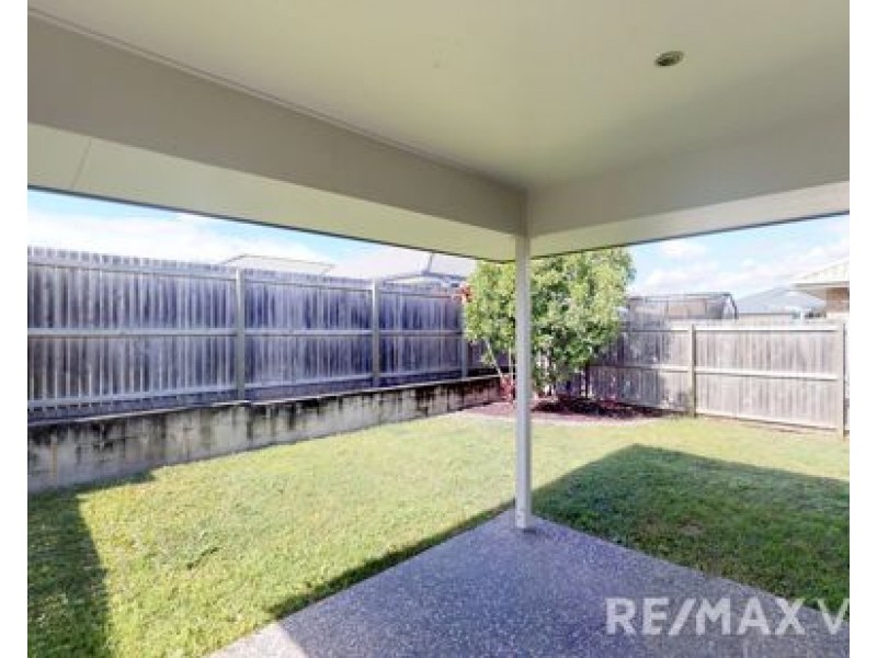 1/47 Waterfern Drive, Caboolture QLD 4510