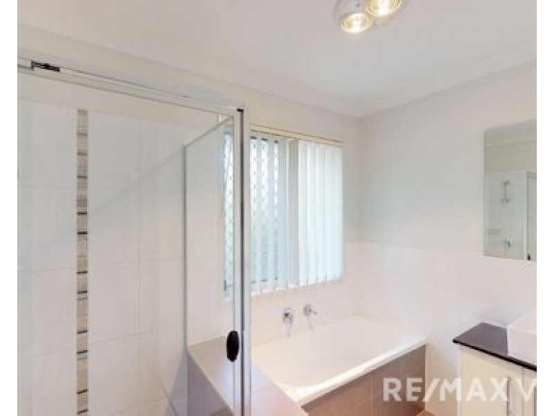 1/47 Waterfern Drive, Caboolture QLD 4510