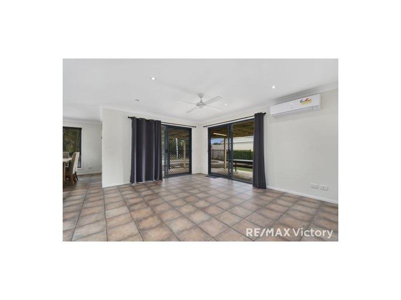 11 Curtin crescent, Morayfield QLD 4506