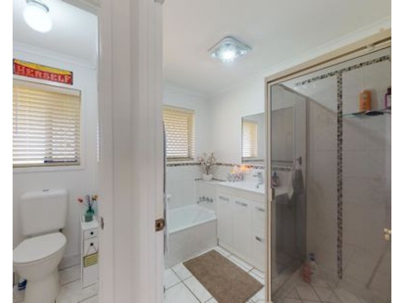 64 Dundee Drive, Morayfield QLD 4506
