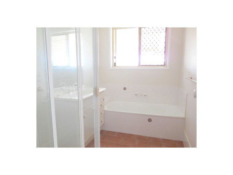 11 Aroona Court, Wamuran QLD 4512