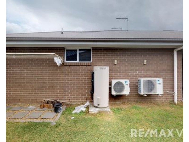 2/22 Coggins Street, Caboolture South QLD 4510