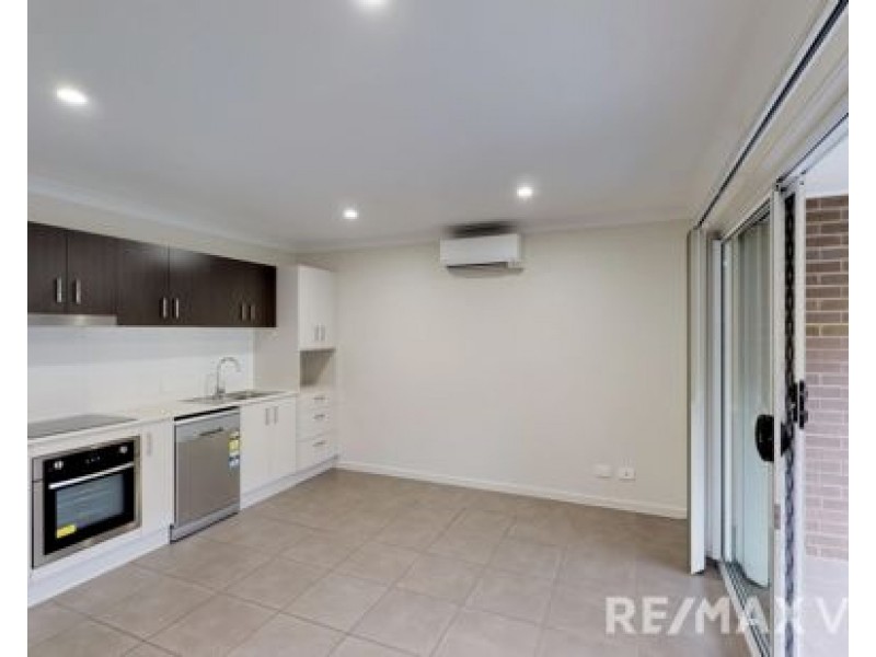 2/22 Coggins Street, Caboolture South QLD 4510
