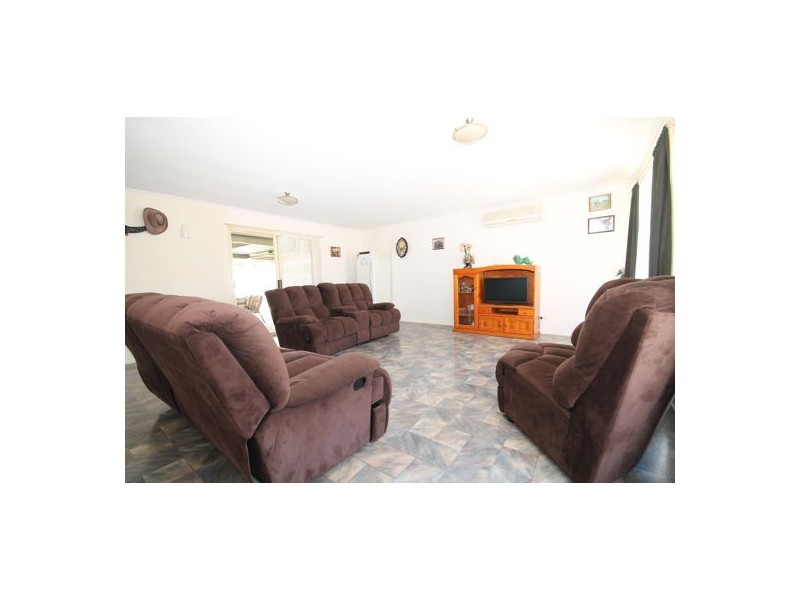 12 Kalunda Drive, Caboolture QLD 4510