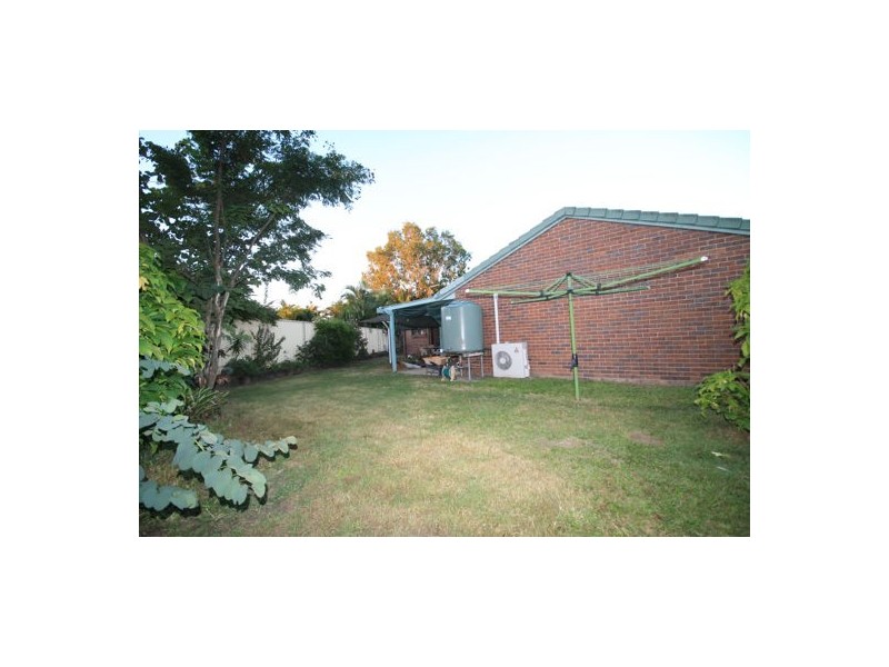 10 Lina Street, Morayfield QLD 4506