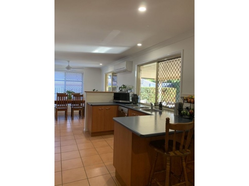 8 Noosa Court, Upper Caboolture QLD 4510