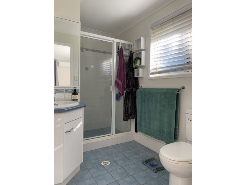 8 Noosa Court, Upper Caboolture QLD 4510