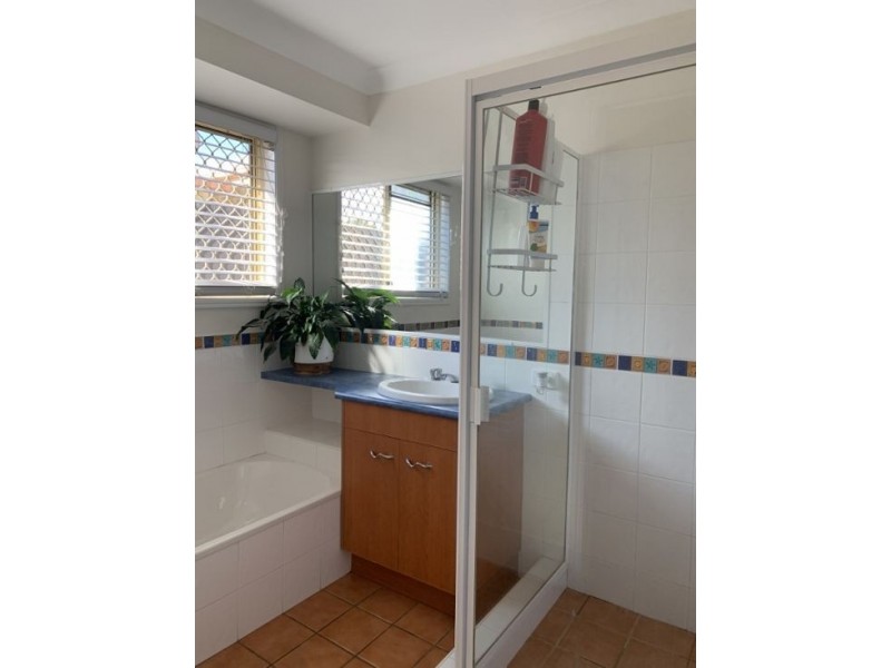 8 Noosa Court, Upper Caboolture QLD 4510