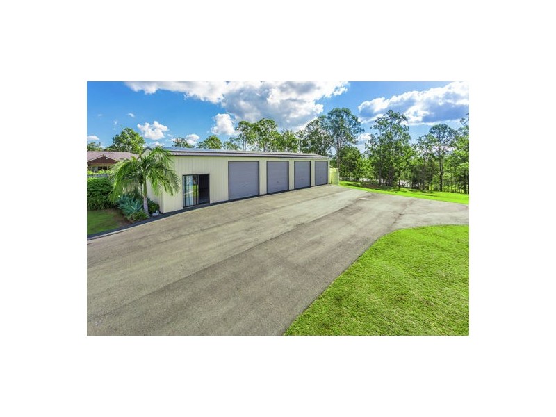64 Springflats Ct, Moorina QLD 4506