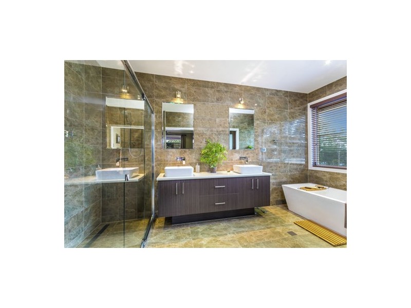 64 Springflats Ct, Moorina QLD 4506