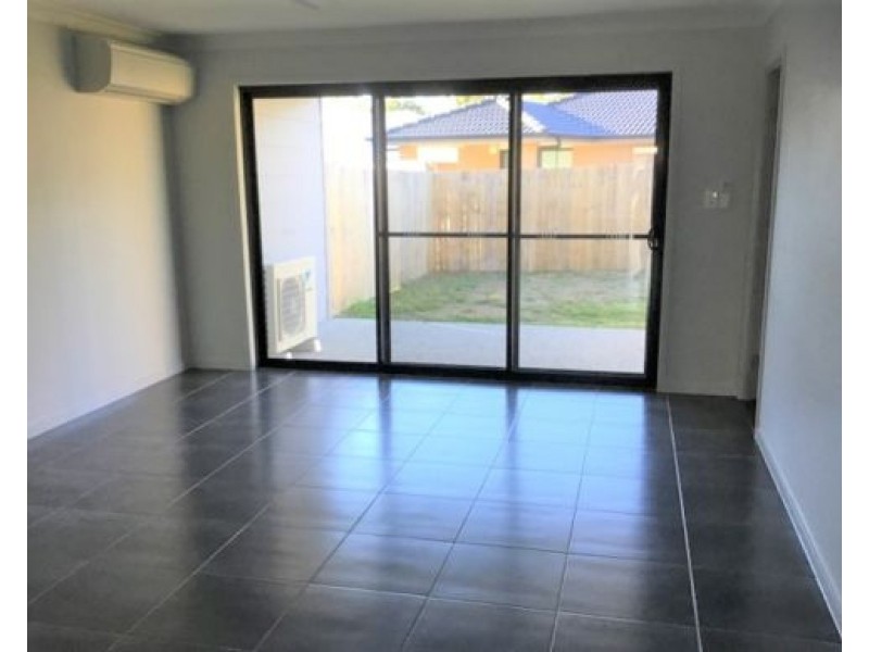 1/5 Sterling Road, Morayfield QLD 4506