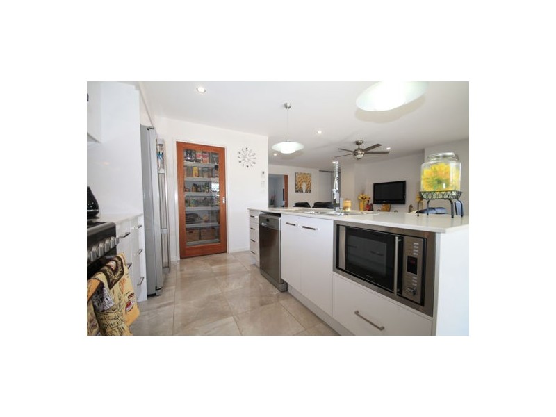 80 Wattle Ave, Beerburrum QLD 4517