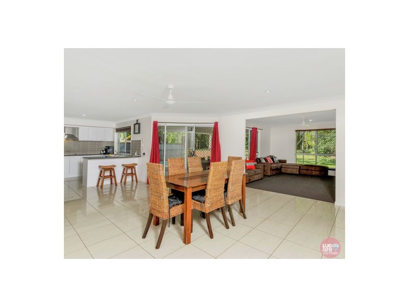 2/1 Ulster Drive, Bellmere QLD 4510