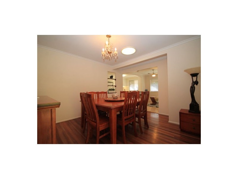 30 Oscar Crescent, Albany Creek QLD 4035