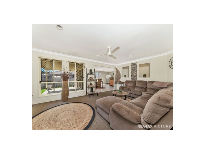8 Silkwood Road, Morayfield QLD 4506