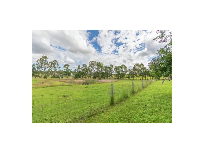 99 Mary Smokes Creek Road, Royston QLD 4515