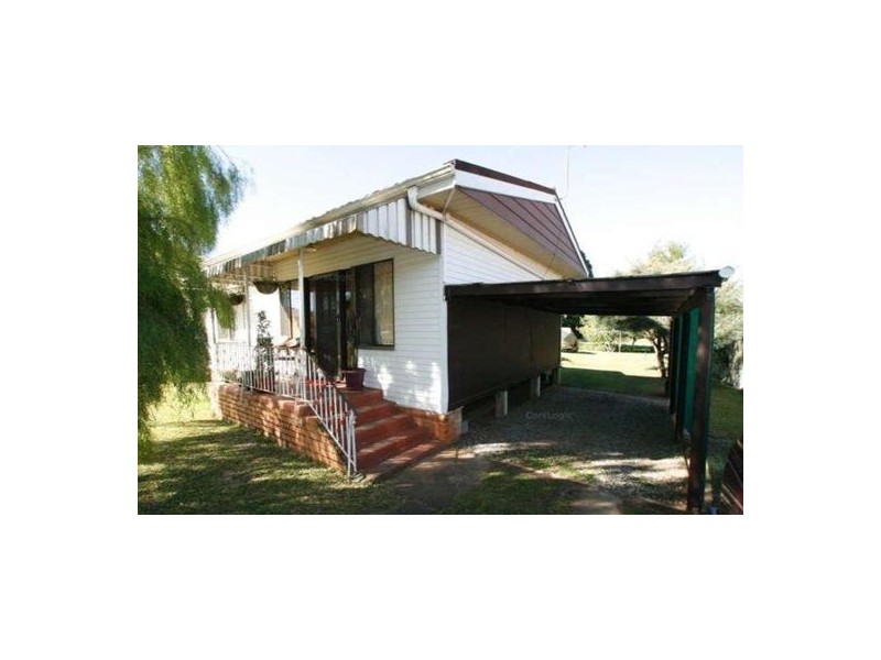 28 The Crescent, Kallangur QLD 4503