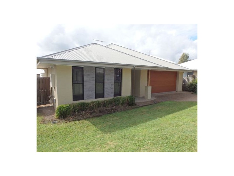 13 Bloomfield Court, Ormeau QLD 4208