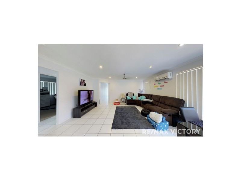 9 Newmarket Drive, Morayfield QLD 4506