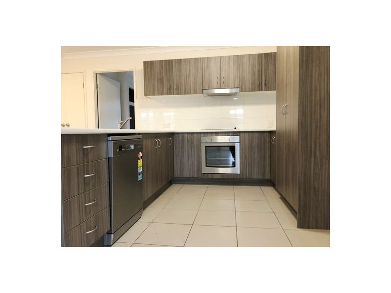 35 Newmarket Drive, Morayfield QLD 4506