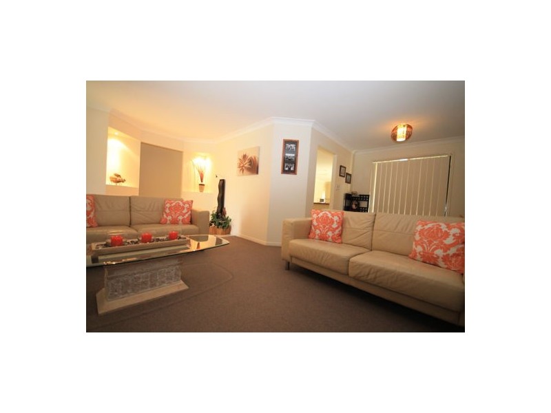 18 Sturt Street, Morayfield QLD 4506