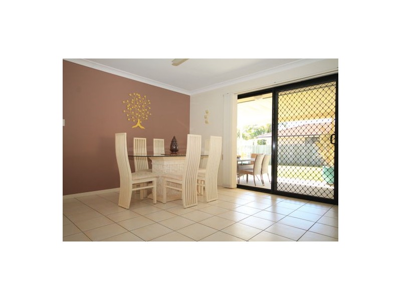 18 Sturt Street, Morayfield QLD 4506