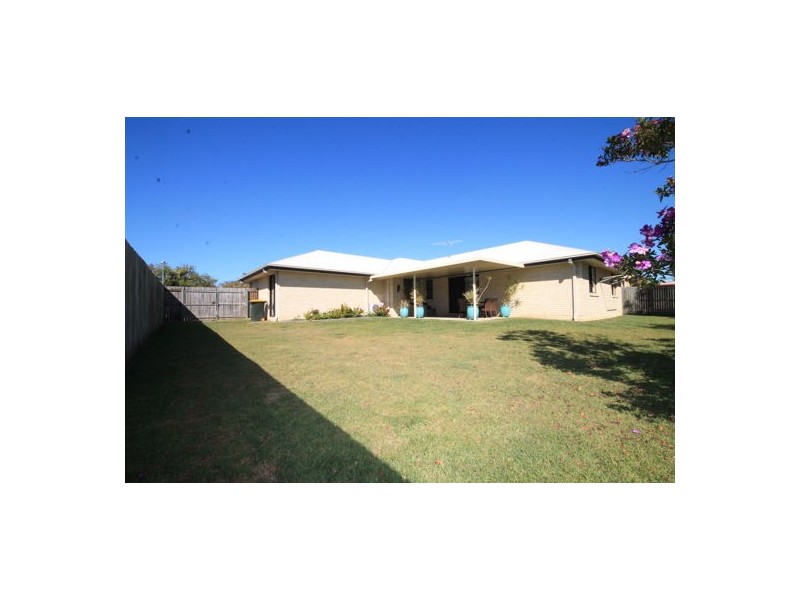 18 Sturt Street, Morayfield QLD 4506