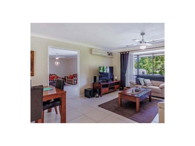 9-11 Cashmere Place, Morayfield QLD 4506