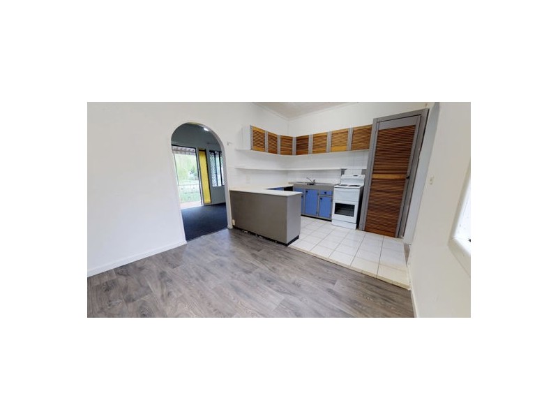 28 The Crescent, Kallangur QLD 4503