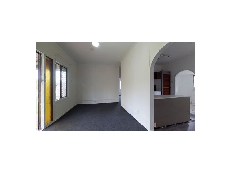 28 The Crescent, Kallangur QLD 4503