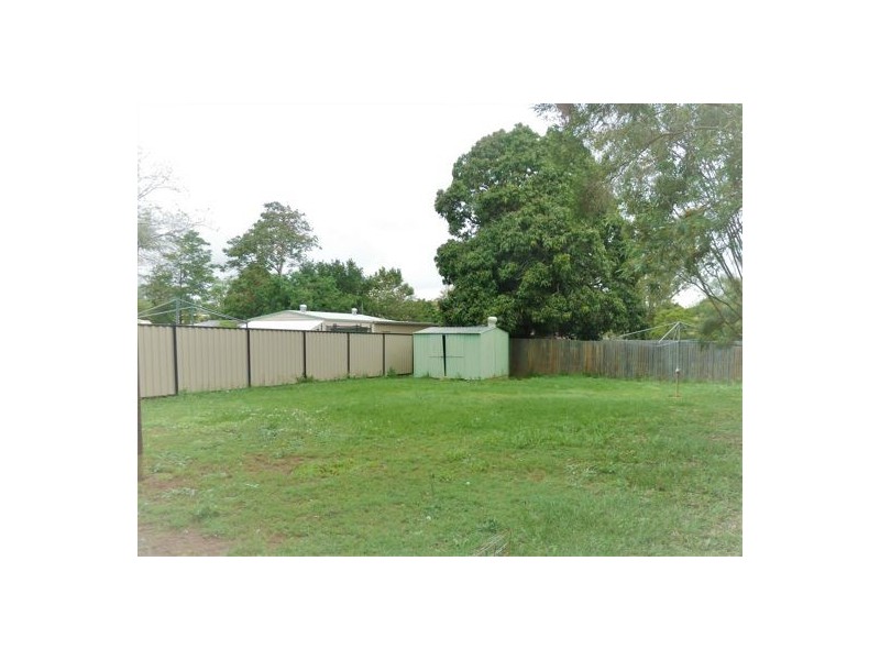 28 The Crescent, Kallangur QLD 4503