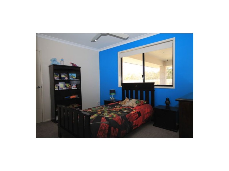 36 Country Court, Elimbah QLD 4516