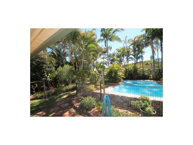 9 Douglas Drive, Caboolture QLD 4510