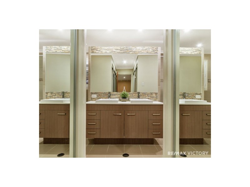 222 Macdonald Drive, Narangba QLD 4504