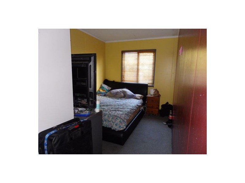 75 Pumicestone Road, Caboolture QLD 4510