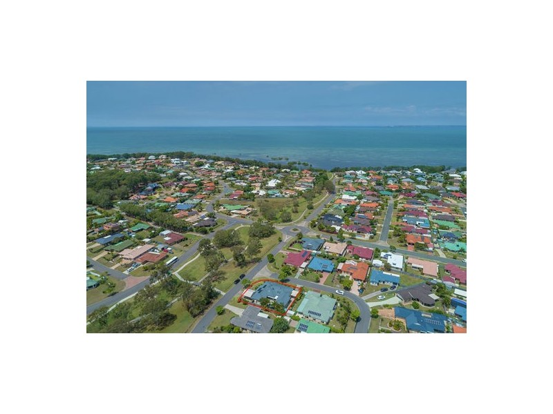 2 Mossman Way, Sandstone Point QLD 4511