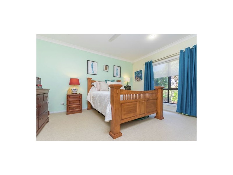 2 Mossman Way, Sandstone Point QLD 4511