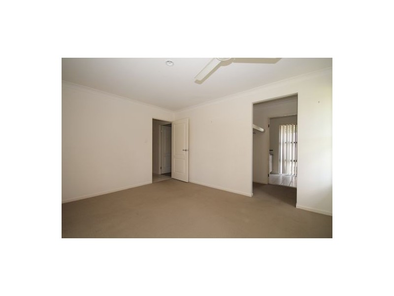 8 Sanno Rd, Morayfield QLD 4506