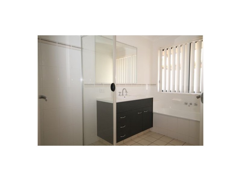 8 Sanno Rd, Morayfield QLD 4506