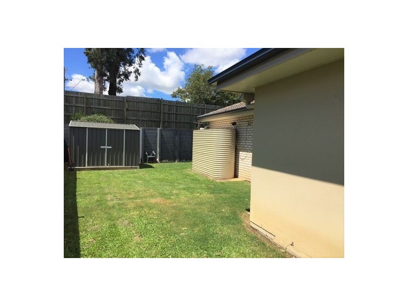 31 Peggy Rd, Bellmere QLD 4510