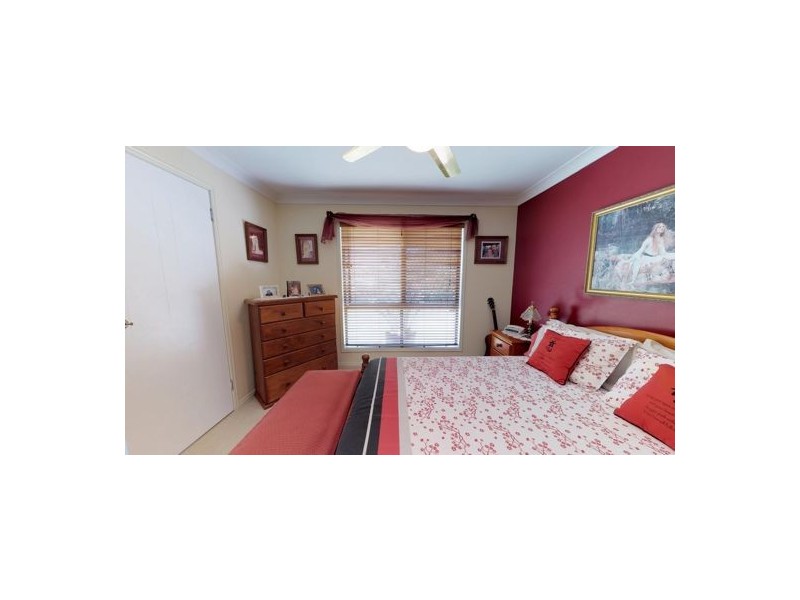 10 Sherwood St, Morayfield QLD 4506