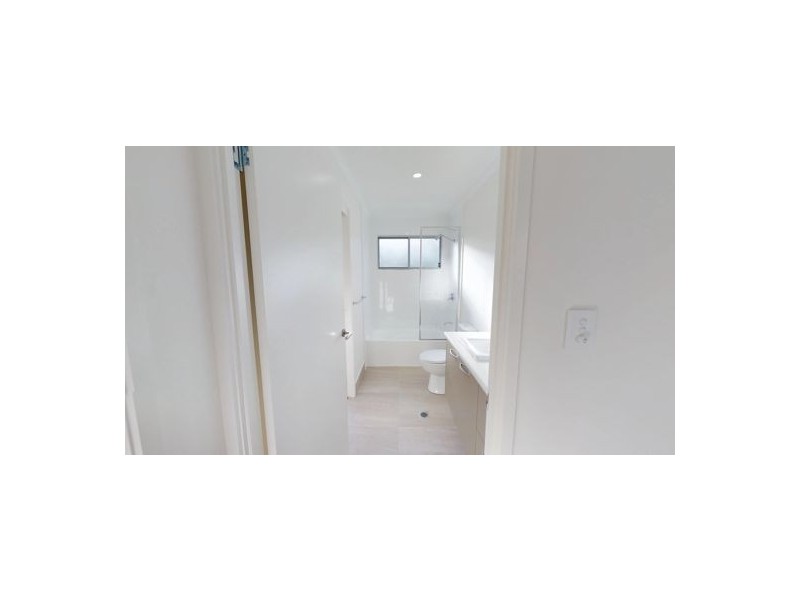 Unit 2 42 Mortimer Street, Caboolture QLD 4510