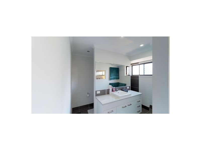 27 Swann Road, Bellmere QLD 4510