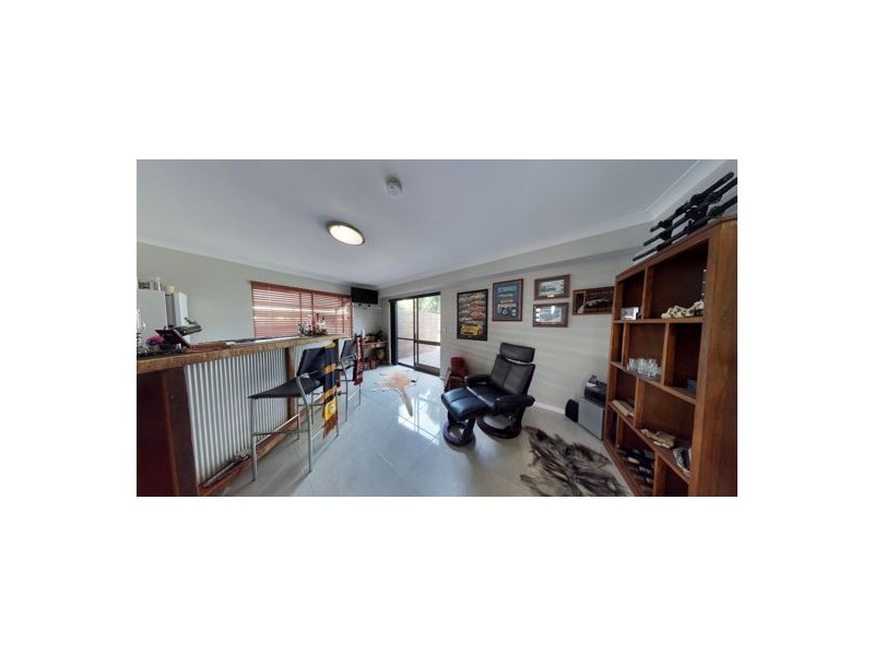 8 Sherwood St, Morayfield QLD 4506